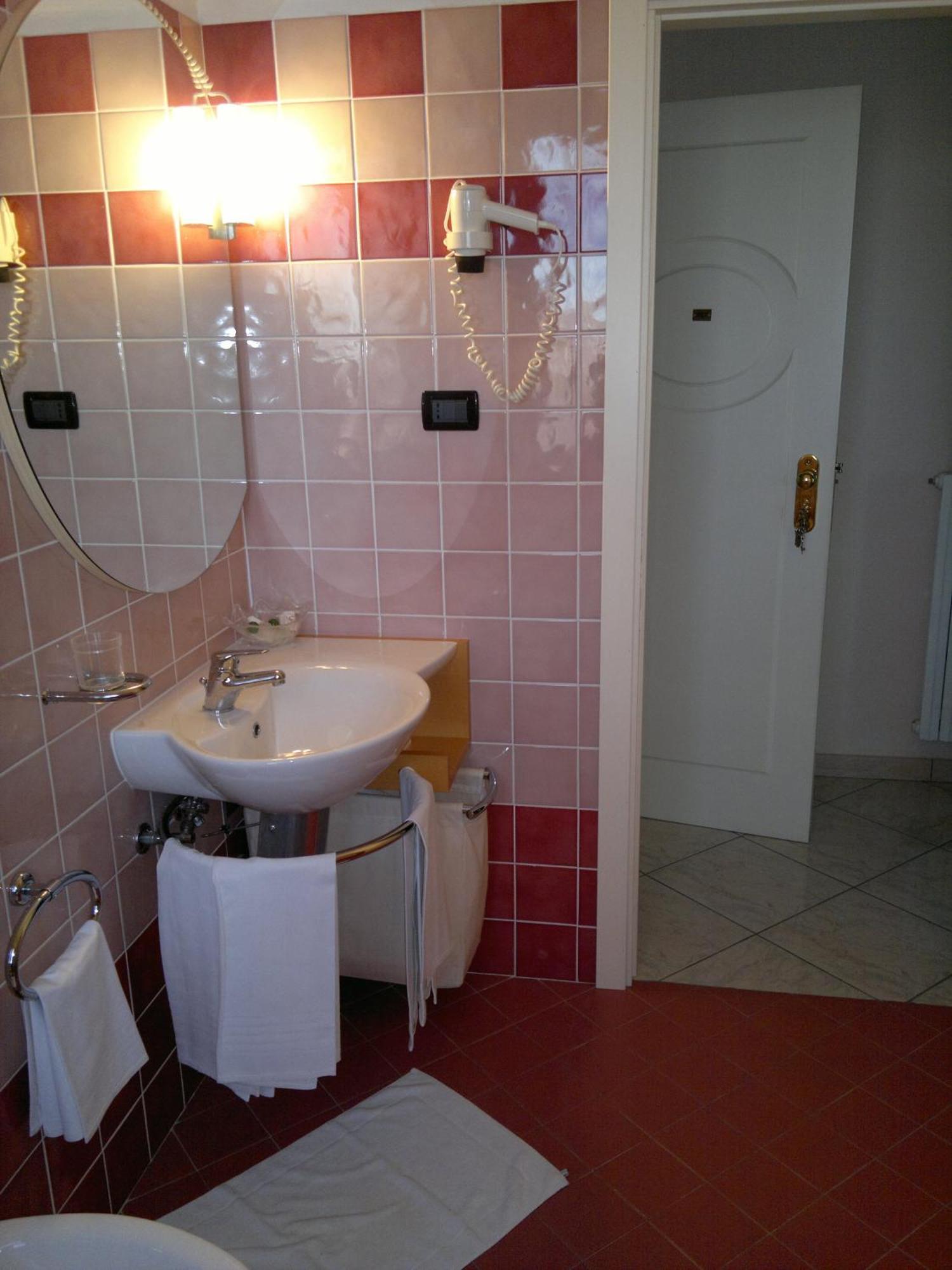 Cepagatti Hotel La Rotonda מראה חיצוני תמונה