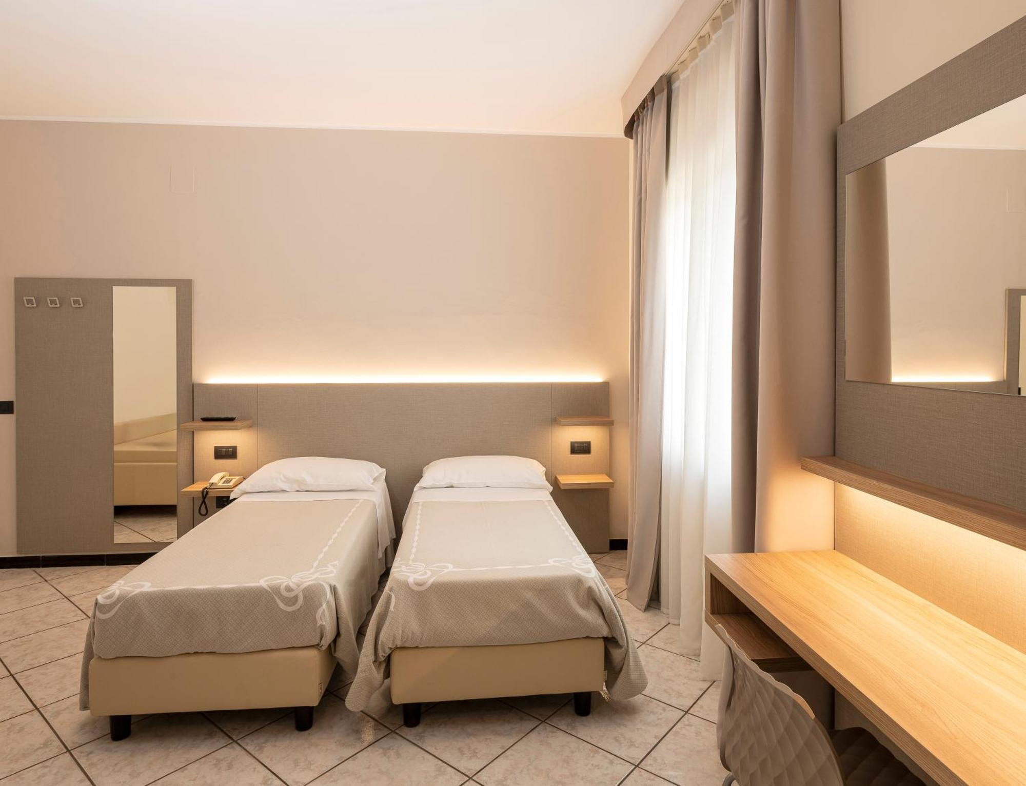 Cepagatti Hotel La Rotonda מראה חיצוני תמונה